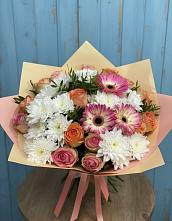 Букет цветов из:  Розы, Герберы и Хризантемы в Ленске