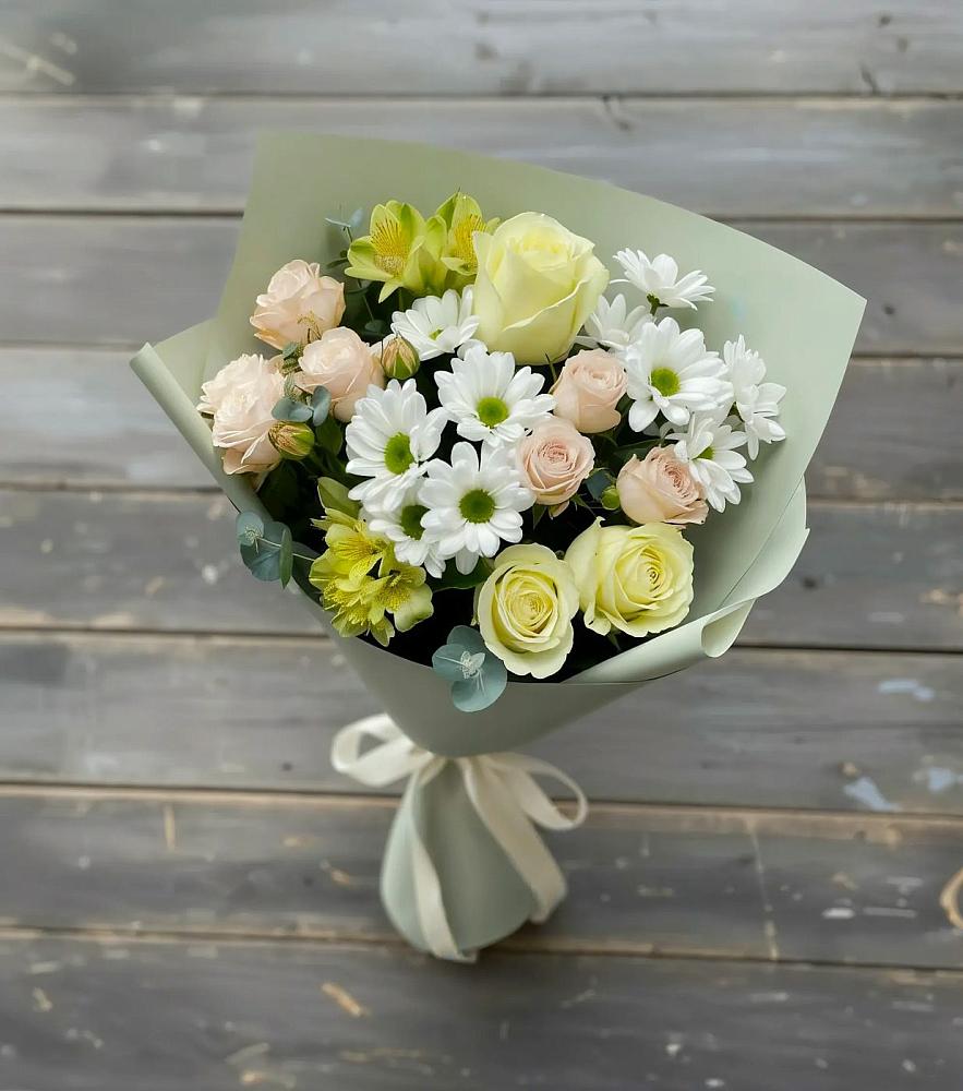 Букет цветов из: Альстромерии, Розы и Хризантемы в Ленске