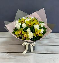 Букет цветов из:  Орхидеи и Розы в Ленске