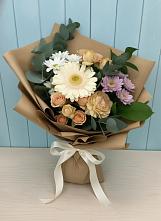 Букет цветов из:  Герберы и Хризантемы в Ленске