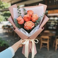 Букет цветов из:  Розы в Ленске