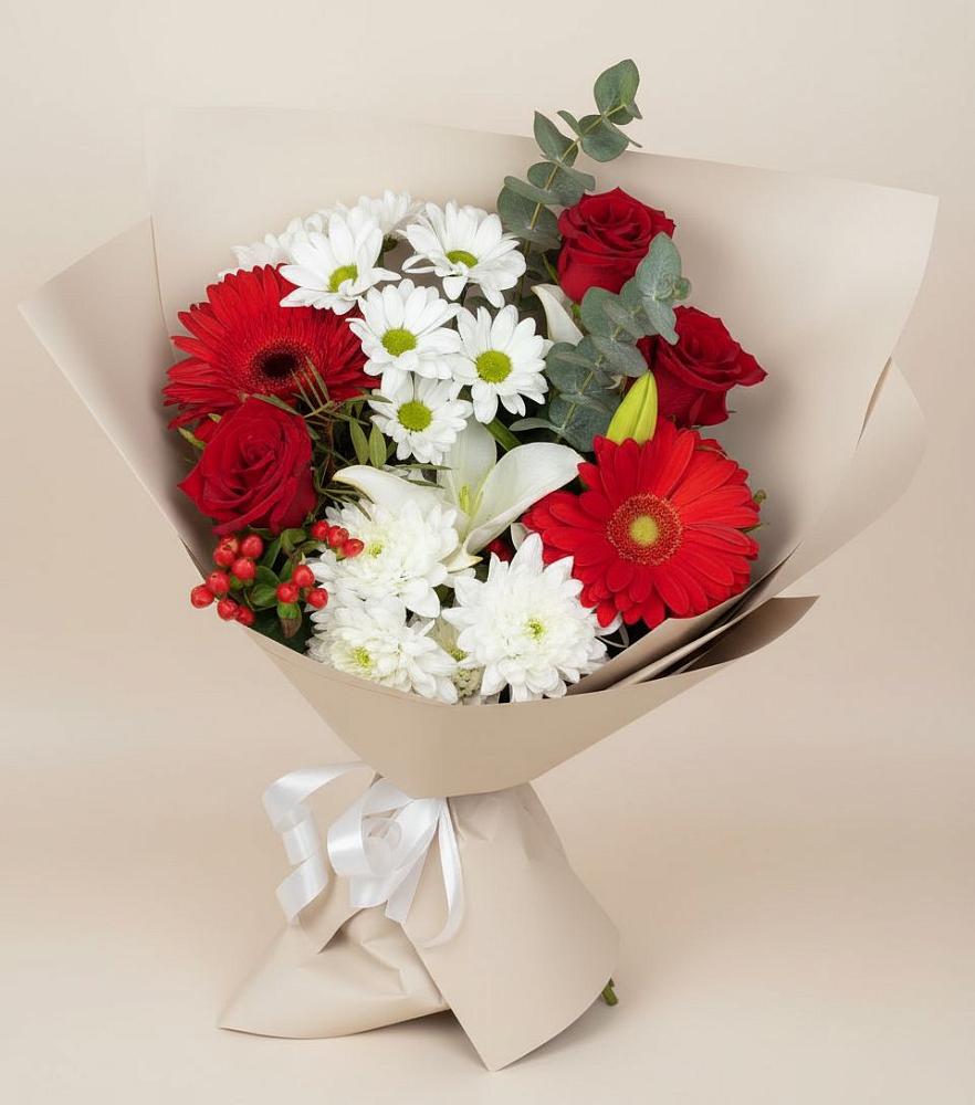 Букет цветов из: Розы, Хризантемы, Герберы и Лилии в Ленске
