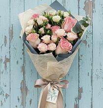 Букет цветов из:  Розы в Ленске
