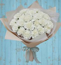 Букет цветов из:  Гвоздики в Ленске