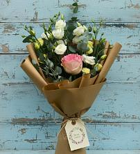 Букет цветов из:  Розы и Лизиантусы #REPLACE_PRED# Ленске